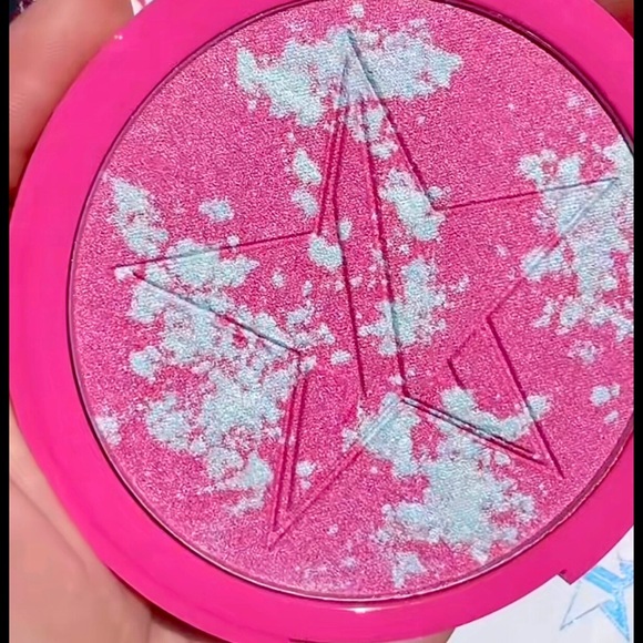 Jeffree Star | ‘Cotton Candy Crime’ Skin Frost Blush | NiB limited edition - Picture 10 of 16